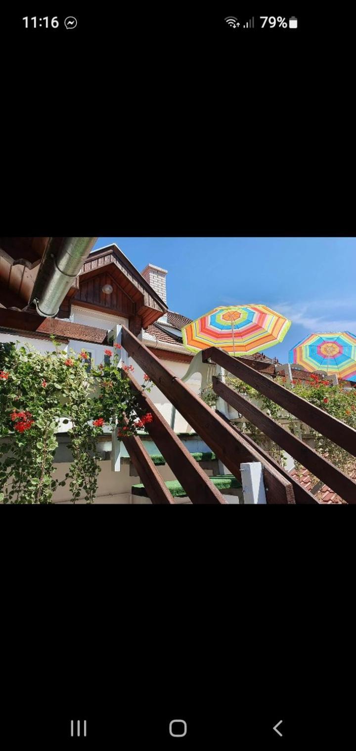 Bella Apartman Seghedin Exterior foto